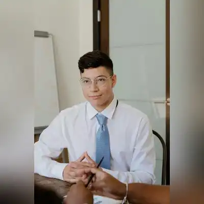 毛艳蔚